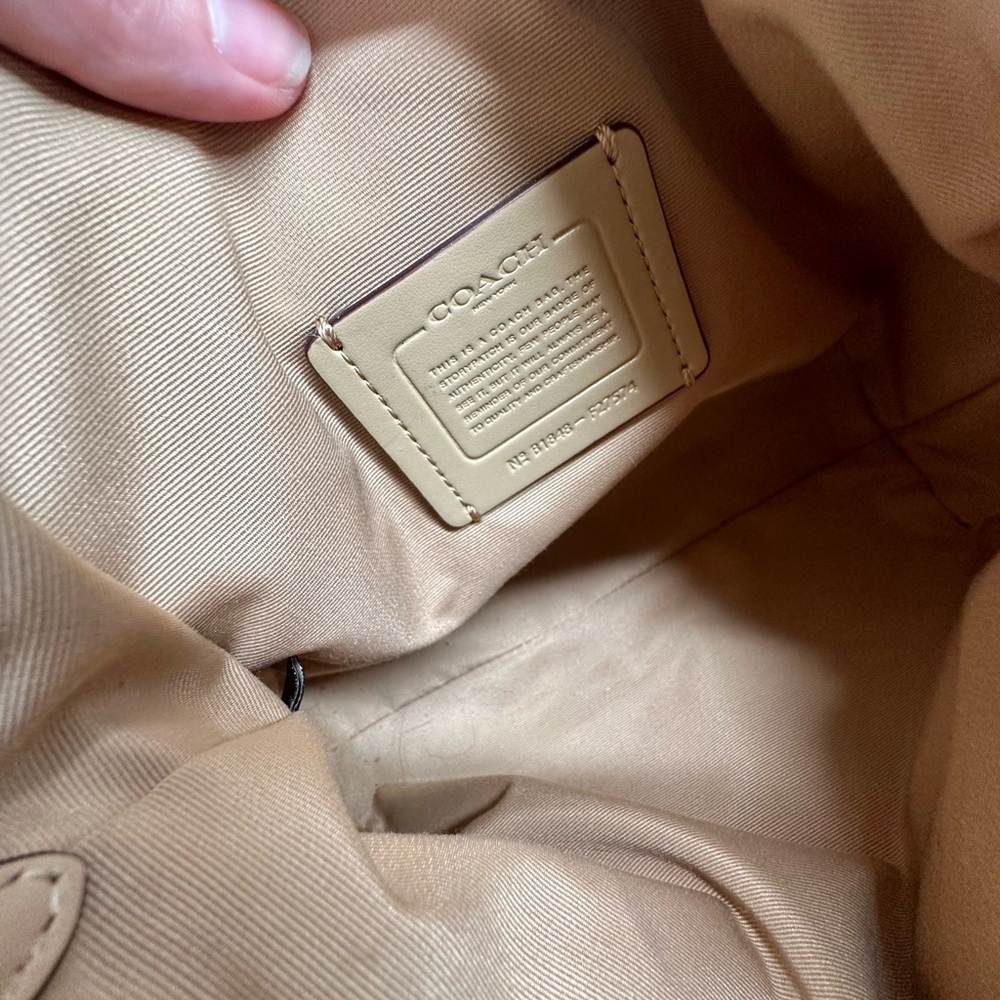 COACH PURSE - Mini Kelsey Legacy - Picture 5 of 5